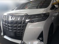 Selling Toyota Alphard 2020