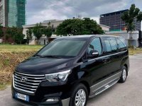 Selling Hyundai Grand Starex 2019