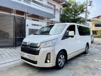 Sell Pearl White 2019 Toyota Hiace 