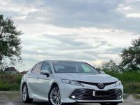 Sell White 2017 Toyota Camry 