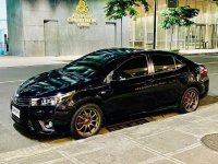 Selling Toyota Corolla Altis 2014 