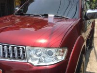 Selling Mitsubishi Montero 2012