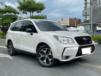 White Subaru Forester 2014 for sale Automatic