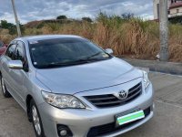 Selling Silver Toyota Corolla Altis 2011 in Taytay