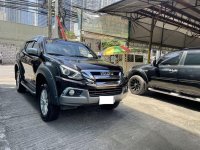 Sell 2018 Isuzu Mu-X in Makati