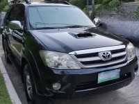 Selling Black Toyota Fortuner 2006 in Pasig