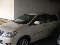 Selling Pearl White Toyota Innova 2012 in Quezon