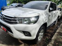 Selling White Toyota Hilux 2020 in Quezon