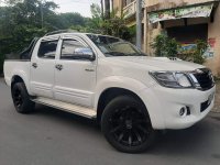 Sell White 2015 Toyota Hilux in Quezon City