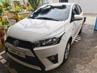 Selling White Toyota Yaris 2017