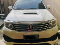 White Toyota Fortuner 2013 for sale in Quezon City