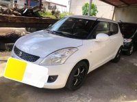 Selling White Suzuki Swift 2011 in Quezon City