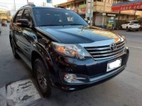 Selling Black Toyota Fortuner 2015 in Manila