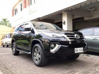 Selling Black Toyota Fortuner 2019 in Manila