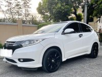White Honda Hr-V 2015 for sale