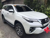 Selling White Toyota Fortuner 2019 in Manila