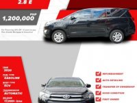 Selling Black Toyota Innova 2020 in Quezon