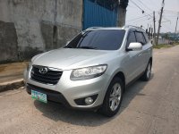 Sell Silver 2011 Hyundai Santa Fe in Quezon City
