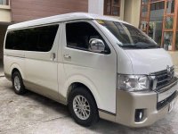 Selling White Toyota Hiace Super Grandia 2016 in Pateros