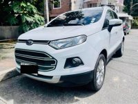 White Ford Ecosport 2015 for sale in Manual