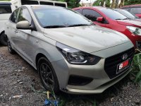 Selling Pearl White Hyundai Reina 2019 in Quezon