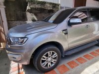 Selling Silver Ford Everest 2018 in Manila