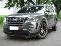 Selling Grey Ford Explorer 2016 in Quezon City