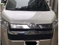 White Toyota Hiace Super Grandia 2020 for sale in Automatic