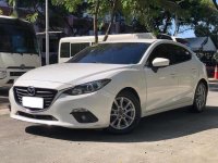 White Mazda 3 2016 for sale in Automatic