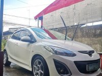 Whitw Mazda 2 2011 for sale in Automatic