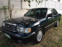 Selling Black Toyota Crown 1996 in Caloocan