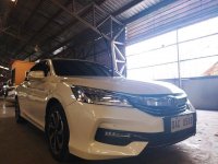 White Honda Accord 2018 for sale in Automatic