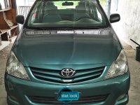Green Toyota Innova 2012 for sale in Automatic