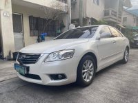 Pearl White Toyota Camry 2010 for sale in Quezon City