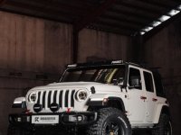 Selling White Jeep Wrangler 2019 in Quezon