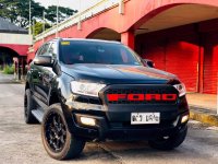Black Ford Everest 2017 for sale in Angeles 