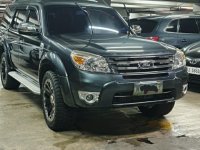 Grey Ford Everest 2013 for sale in Manual