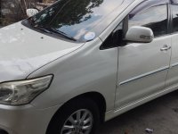 White Toyota Innova 2015 for sale in Quezon