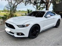 White Ford Mustang 2018 for sale in Automatic