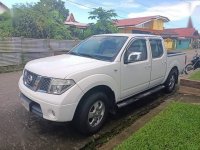 Selling White Nissan Navara 2015 in Leyte