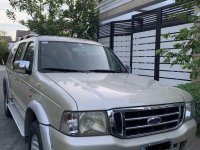 Silver Ford Everest 2005 for sale in Quezon