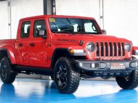 Selling Red Jeep Gladiator 2021 in San Juan