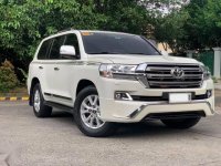 Sell Pearl White 2018 Toyota Land Cruiser in Quezon City