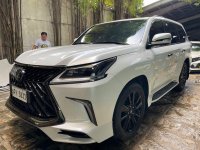 Pearl White Lexus LX 570 2020 for sale in Quezon 