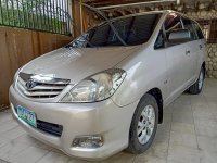 Brightsilver Toyota Innova 2011 for sale in Cainta