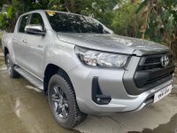 Selling Silver Toyota Hilux 2021 in Quezon City