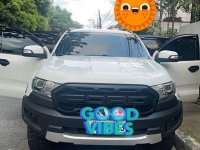 Selling Pearl White Ford Everest 2016 in Pasig