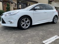 Pearl White Ford Focus 2013 for sale in Caloocan