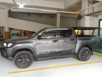 Selling Silver Toyota Hilux 2018 in Quezon