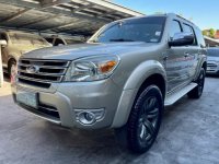 Silver Ford Everest 2013 for sale in Las Piñas